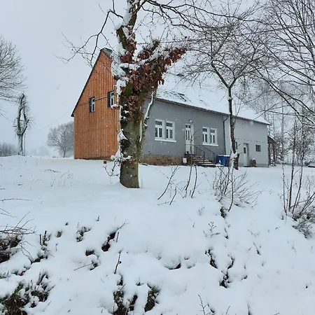 Neuendorf Elegant Nature Stay, Cleaning Included * Neuendorf (Bitburg-Prum)